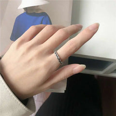 Punk Girl Ring 2020 Fashion New Ring Retro Personality Niche Fine Twist Wheat Ear Net Celebrity Ring Women's Wholesale