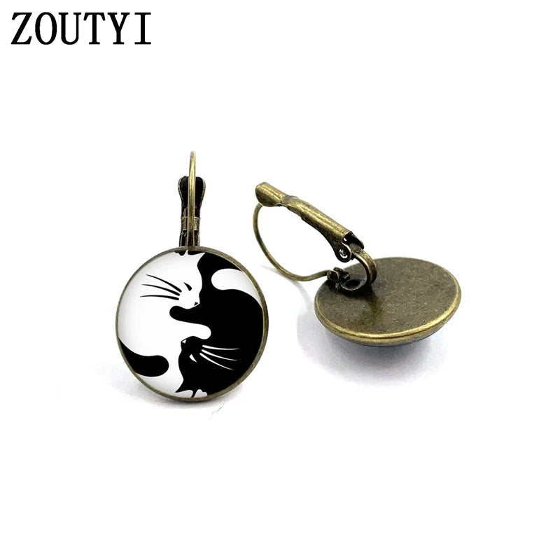 New / style glamorous fashion Yin Yang cat series palm photo earrings, convex and concave glass inlaid earrings jewelry.