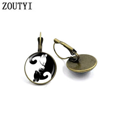 New / style glamorous fashion Yin Yang cat series palm photo earrings, convex and concave glass inlaid earrings jewelry.
