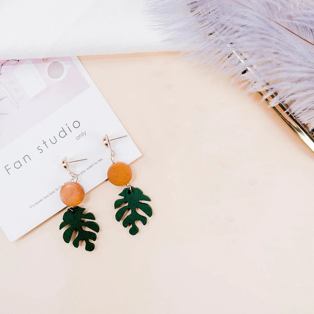 fashion green color African plant Wood Monstera Leaf earrings for women bear drop earring girls gifts new fj008
